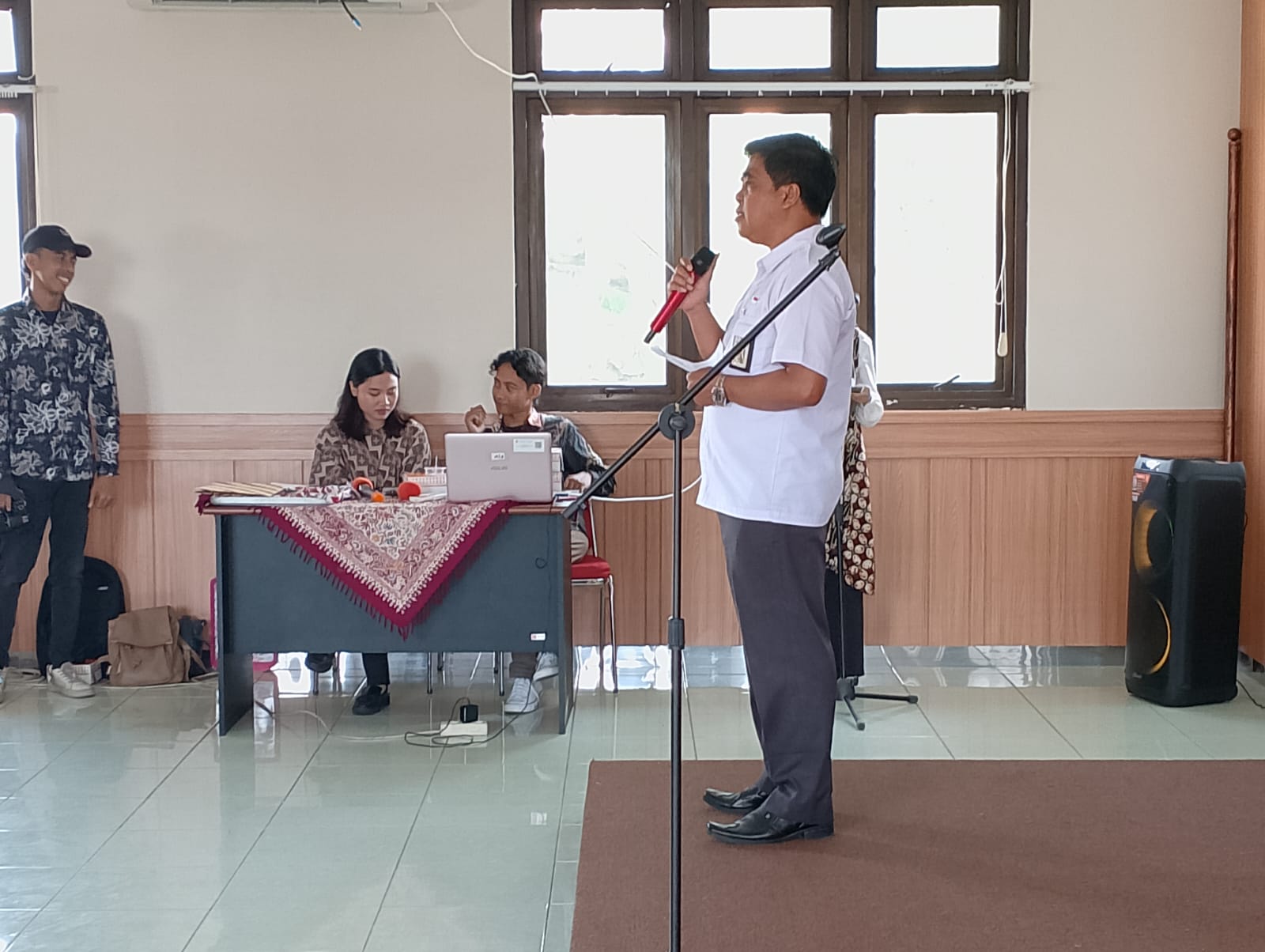 Pengukuhan Relawan Sahabat Perempuan dan Anak di Kelurahan Rejowinangun oleh Plh Kepala DP3AP2KB kota Yogyakarta Tahun 2024